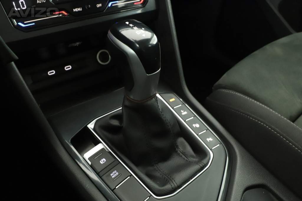 Foto inzerátu VW Tiguan 1.4 TSI eHybrid