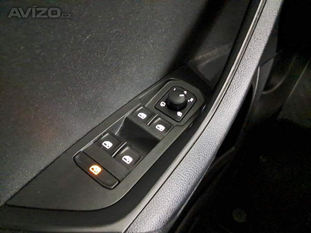 Foto inzerátu Skoda Karoq 1.5 TSI