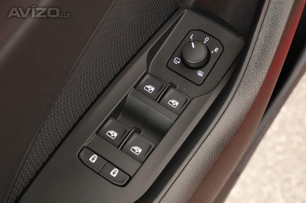 Foto inzerátu Skoda Octavia 1.5 eTSI mHEV