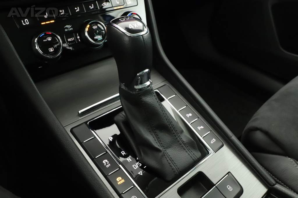 Foto inzerátu Skoda Superb 2.0 TDI