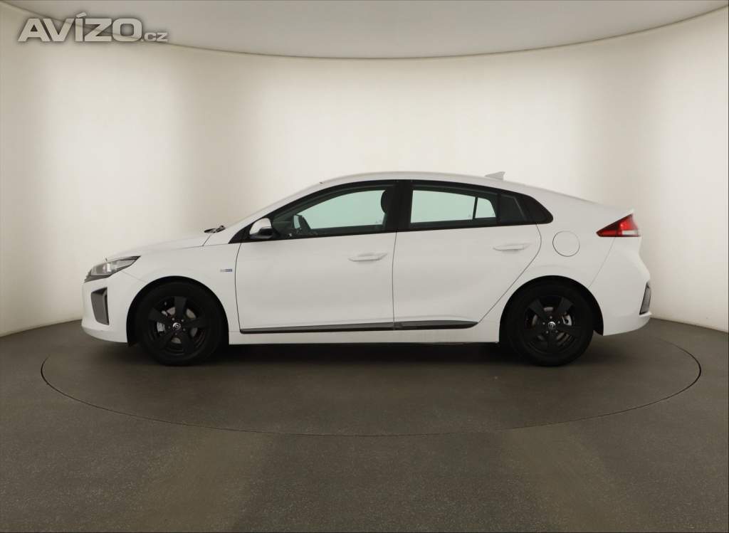 Foto inzerátu Hyundai Ioniq Hybrid