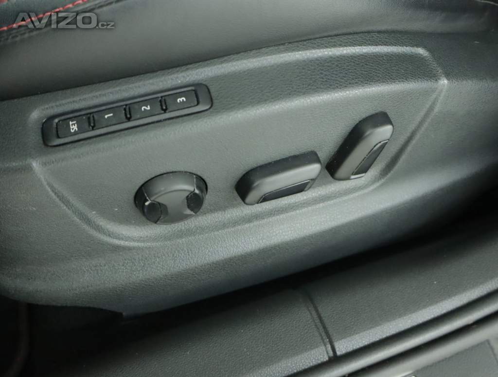 Foto inzerátu Skoda Octavia RS 2.0 TSI