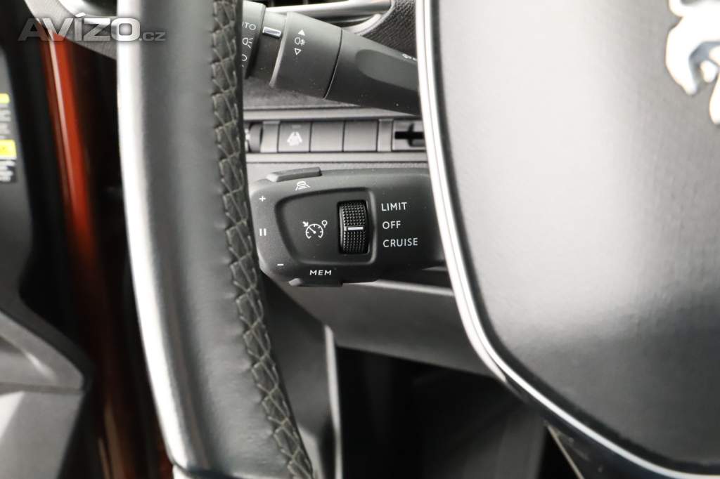 Foto inzerátu Peugeot 5008 1.5 BlueHDi