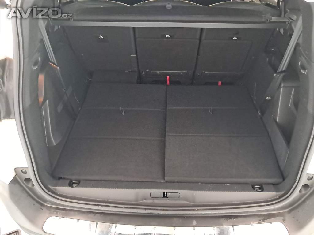 Foto inzerátu Peugeot 5008 1.5 BlueHDi