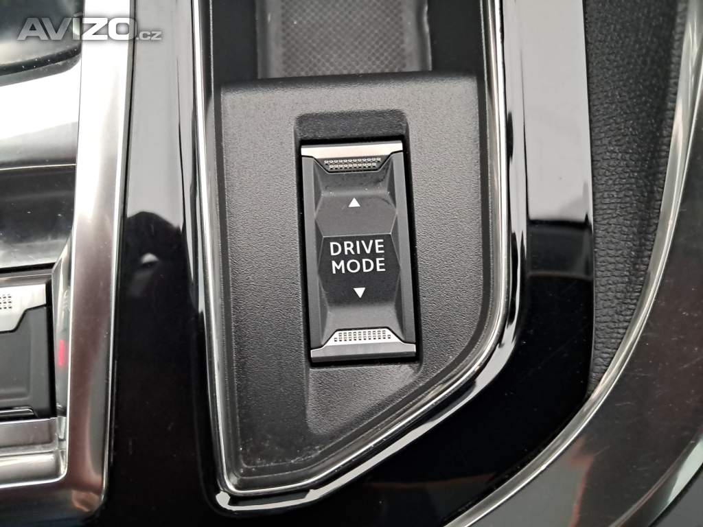 Foto inzerátu Peugeot 5008 1.5 BlueHDi