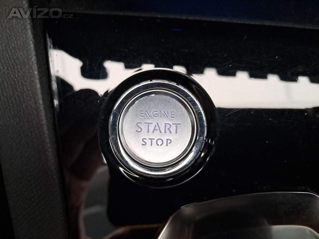 Foto inzerátu Peugeot 5008 1.5 BlueHDi