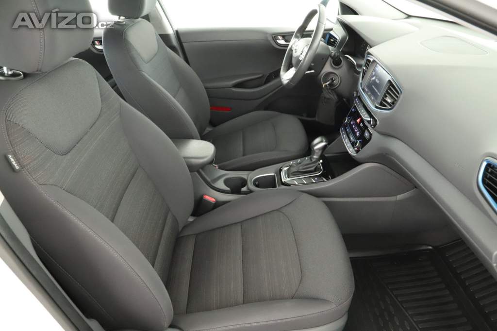 Foto inzerátu Hyundai Ioniq Hybrid
