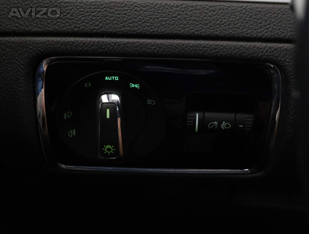 Foto inzerátu Skoda Superb 2.0 TDI