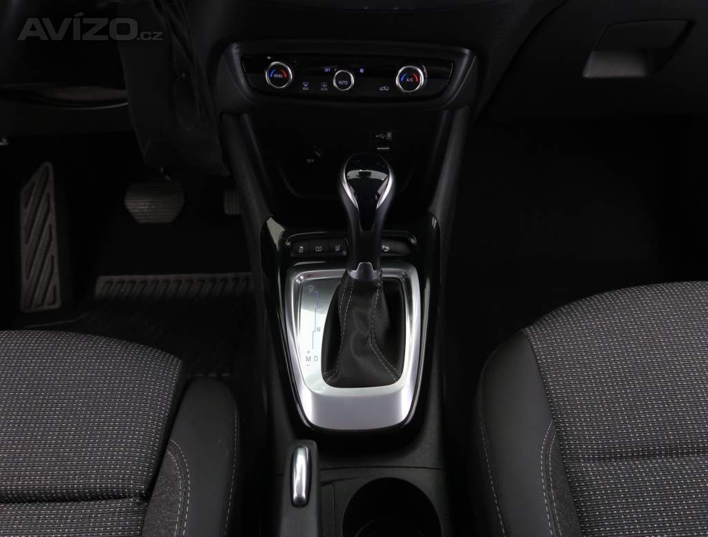 Foto inzerátu Opel Crossland 1.2 Turbo