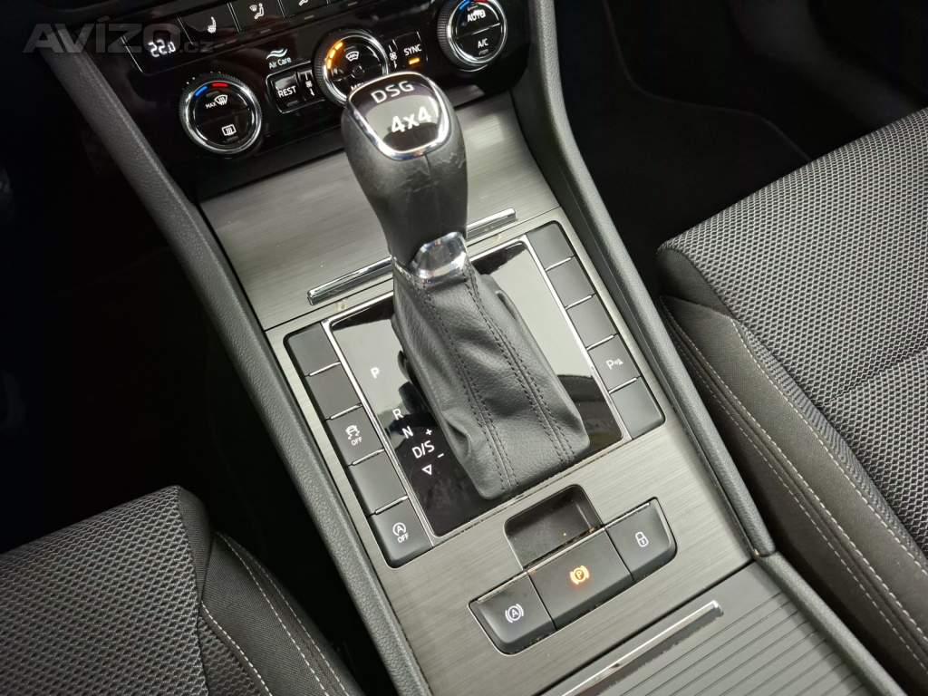 Foto inzerátu Skoda Superb 2.0 TDI