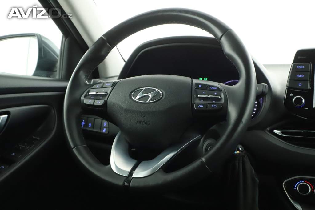 Foto inzerátu Hyundai i30 Fastback 1.5 T-GDI MHEV