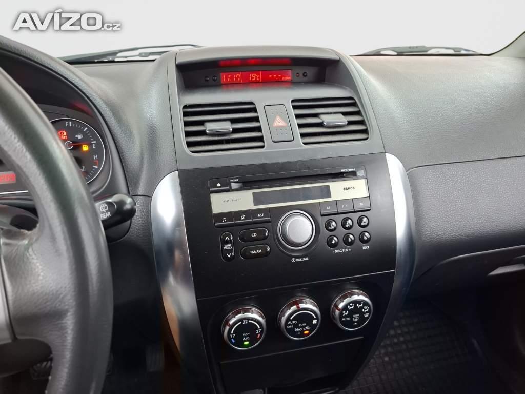 Foto inzerátu Suzuki SX4 1.6 VVT
