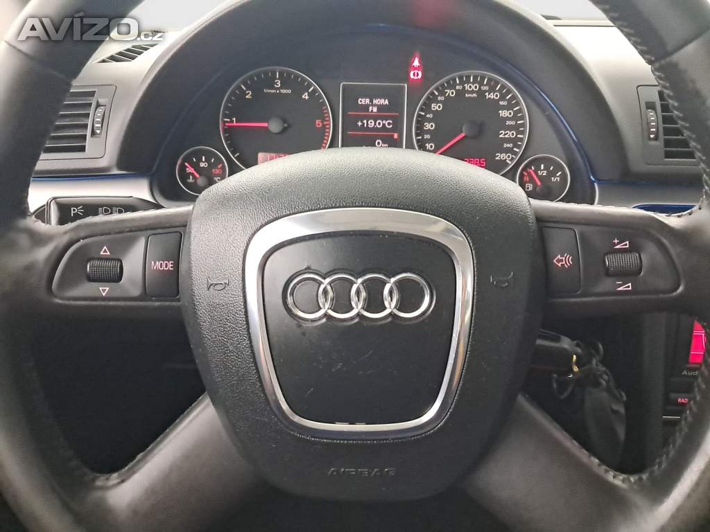 Foto inzerátu Audi A4 2.0 TDI