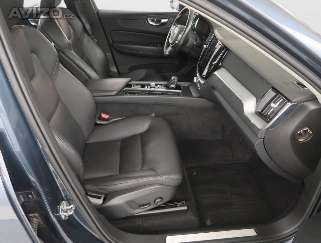 Foto inzerátu Volvo XC60 B4 AWD
