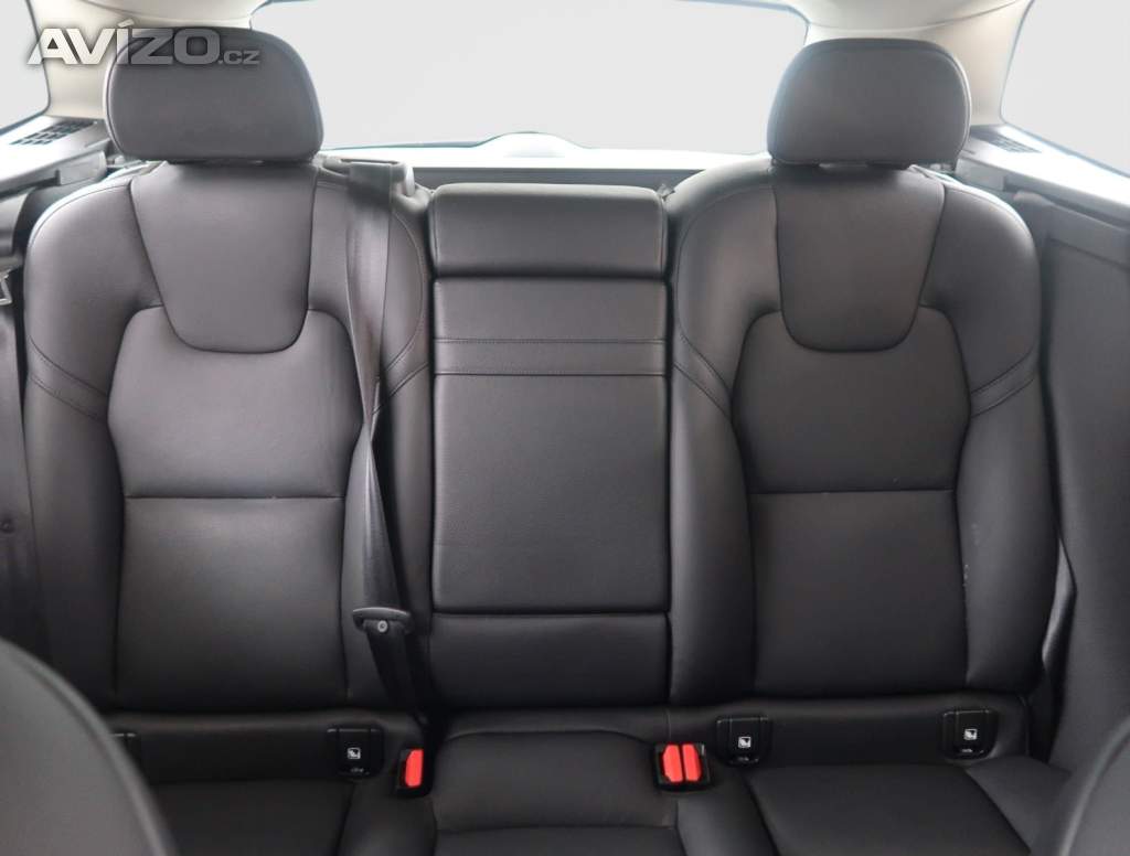 Foto inzerátu Volvo XC60 B4 AWD