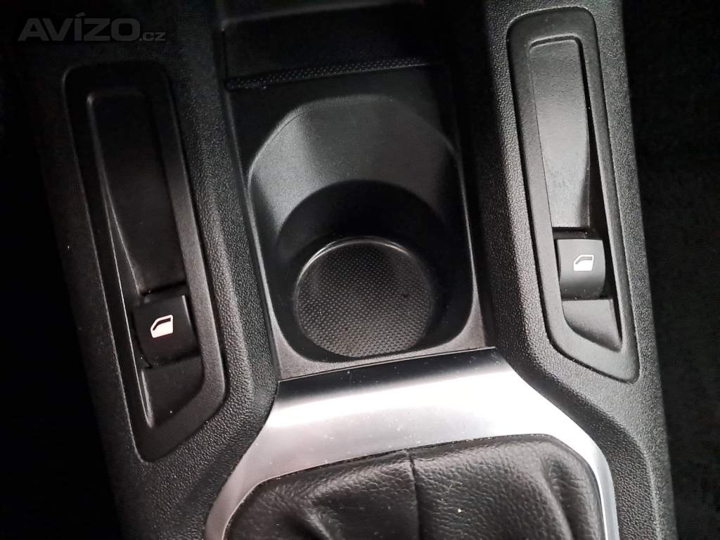 Foto inzerátu Peugeot 301 1.2 VTi