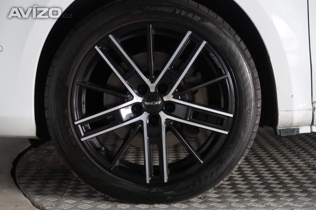 Foto inzerátu Mercedes V 300 d