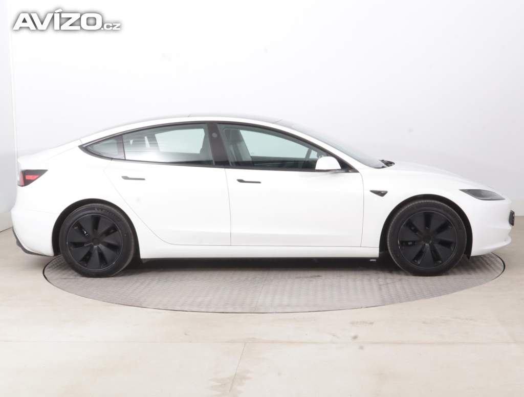 Foto inzerátu Tesla Model 3 Standard Range LFP