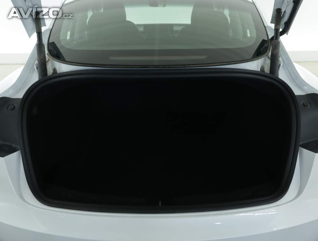 Foto inzerátu Tesla Model 3 Standard Range LFP