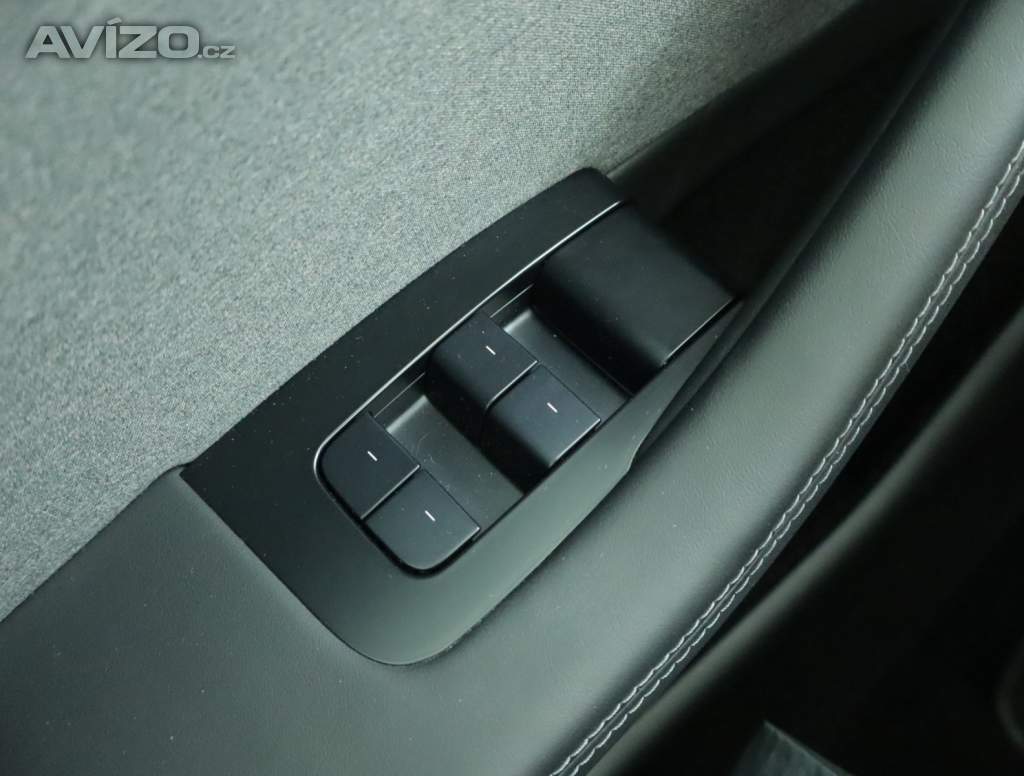 Foto inzerátu Tesla Model 3 Standard Range LFP