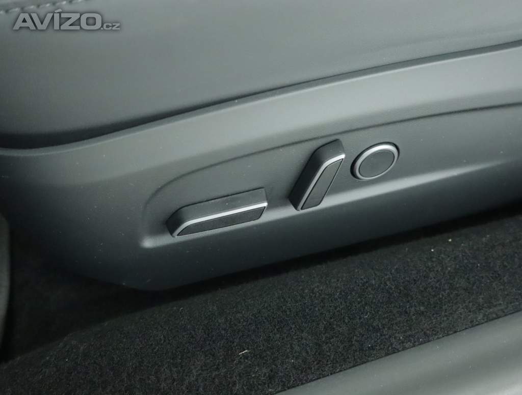 Foto inzerátu Tesla Model 3 Standard Range LFP