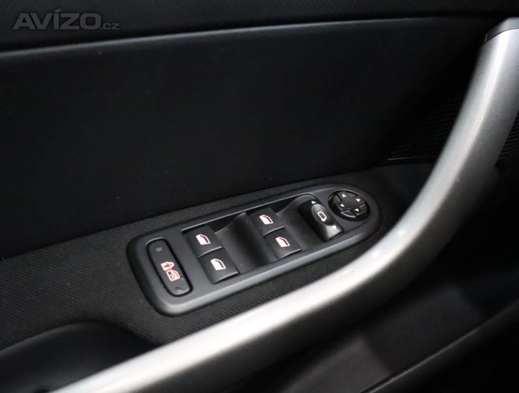 Foto inzerátu Peugeot 308 1.6 HDi