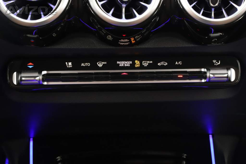 Foto inzerátu Mercedes GLB GLB 200 d 4MATIC