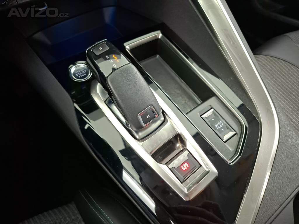 Foto inzerátu Peugeot 5008 PureTech 130