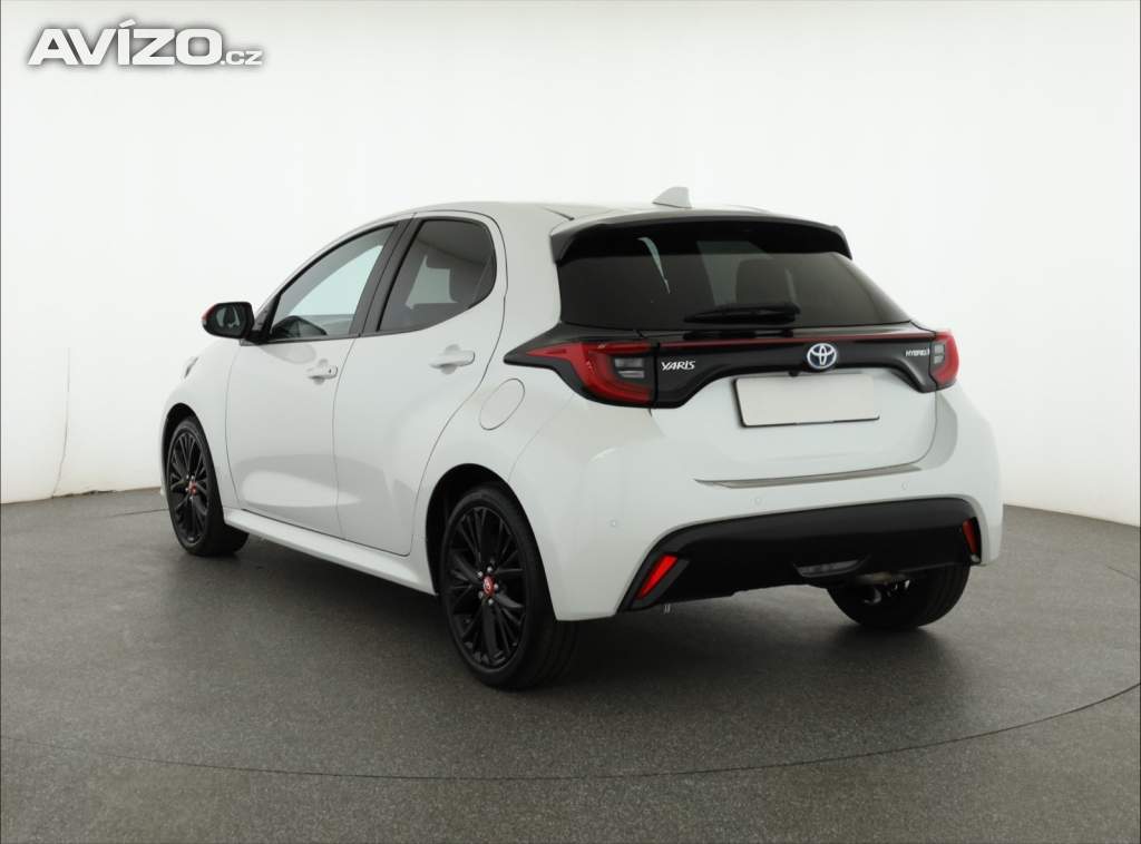 Foto inzerátu Toyota Yaris 1.5 Hybrid