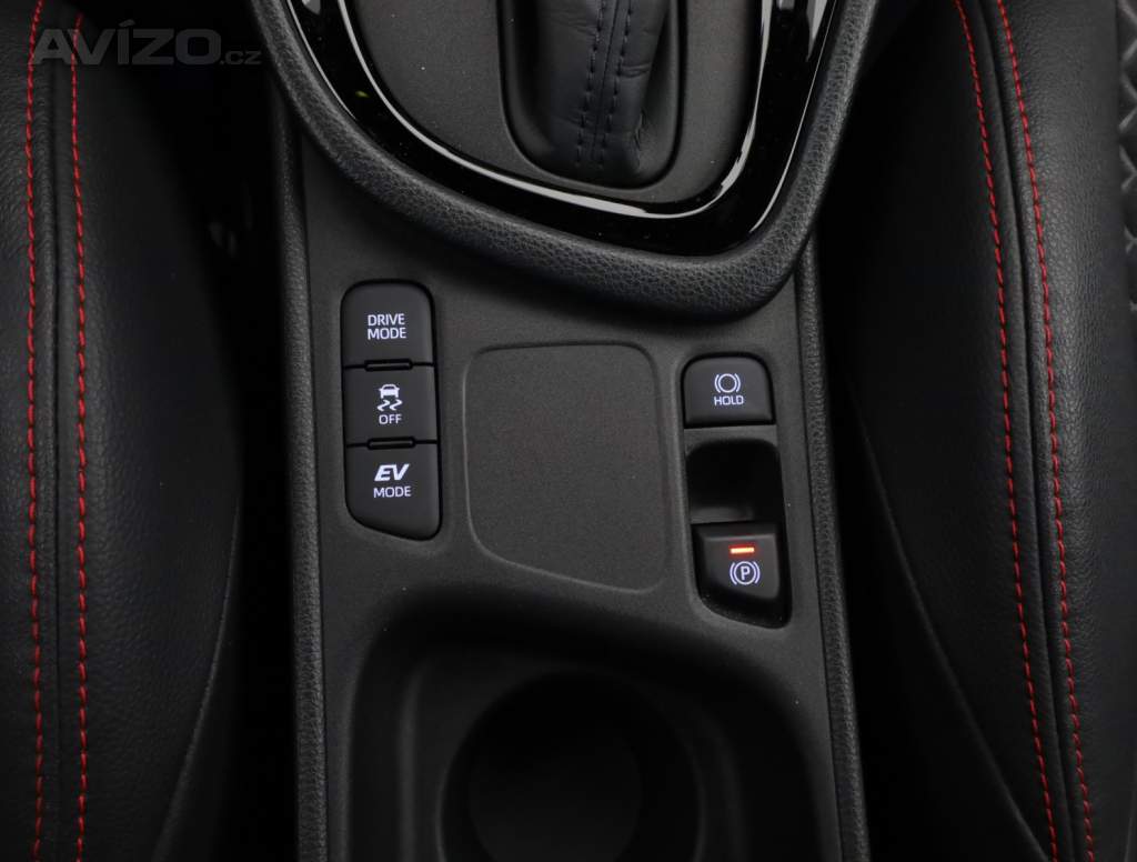 Foto inzerátu Toyota Yaris 1.5 Hybrid