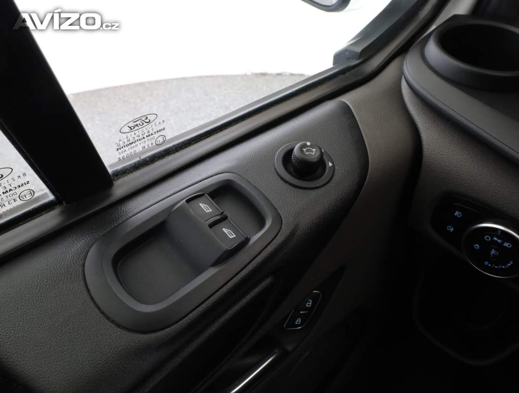 Foto inzerátu Ford Transit Custom 2.0 EcoBlue