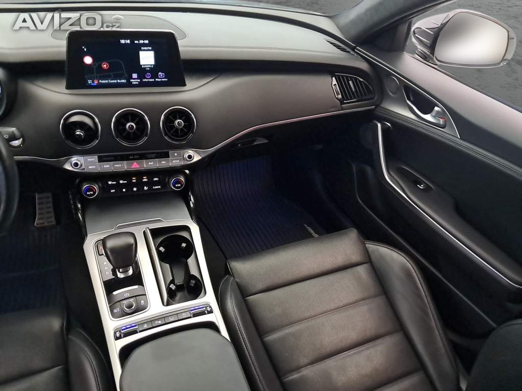 Foto inzerátu Kia Stinger 3.3 T-GDI