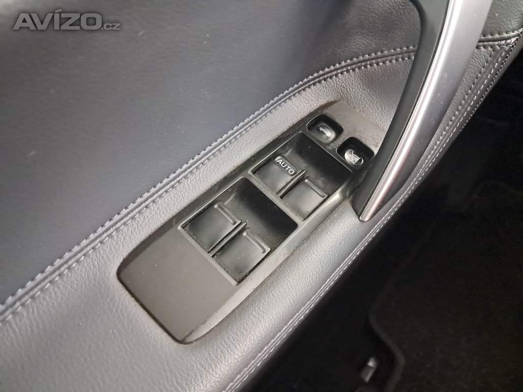 Foto inzerátu Nissan Primera 2.2 dCi