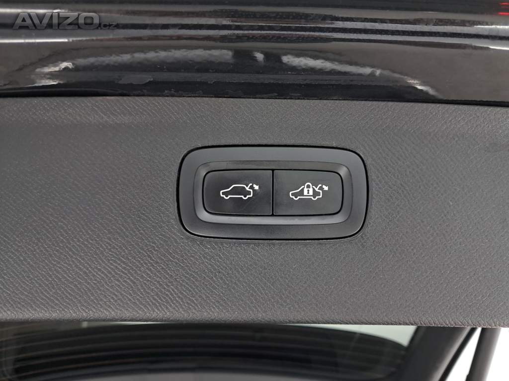 Foto inzerátu Volvo XC90 B5 AWD