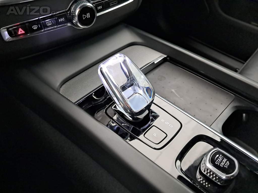 Foto inzerátu Volvo XC60 B4 AWD