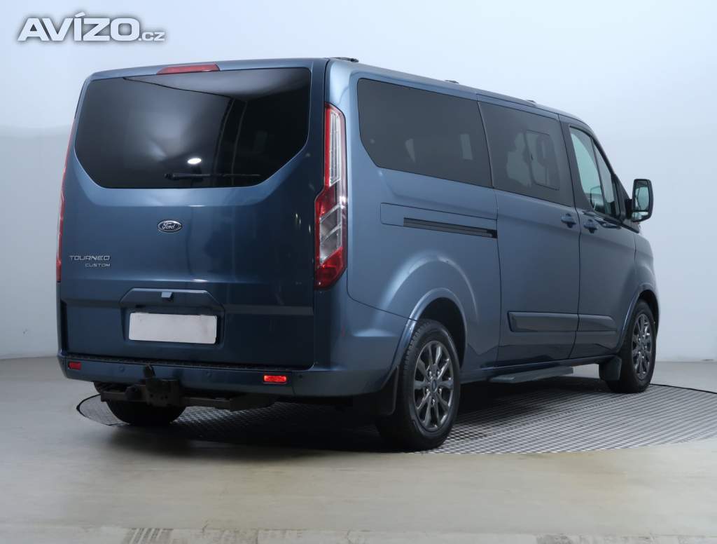 Foto inzerátu Ford Tourneo Custom 2.0 EcoBlue