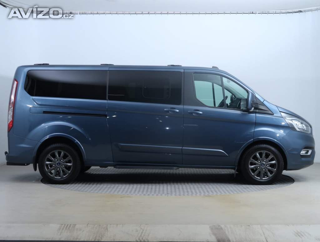 Foto inzerátu Ford Tourneo Custom 2.0 EcoBlue