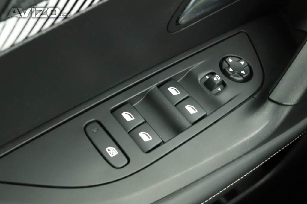 Foto inzerátu Peugeot 2008 1.2 PureTech