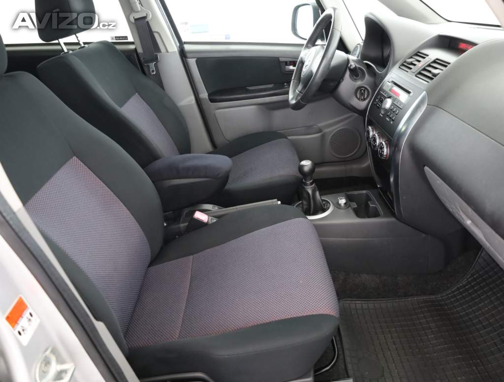 Foto inzerátu Suzuki SX4 1.6 VVT