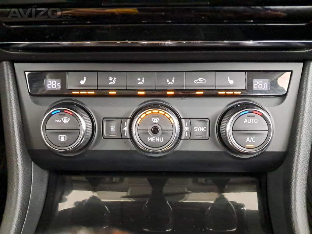 Foto inzerátu Skoda Superb 2.0 TDI 4x4