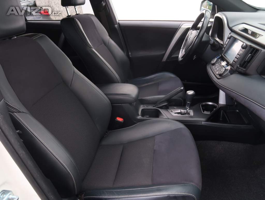 Foto inzerátu Toyota RAV 4 2.5 Hybrid