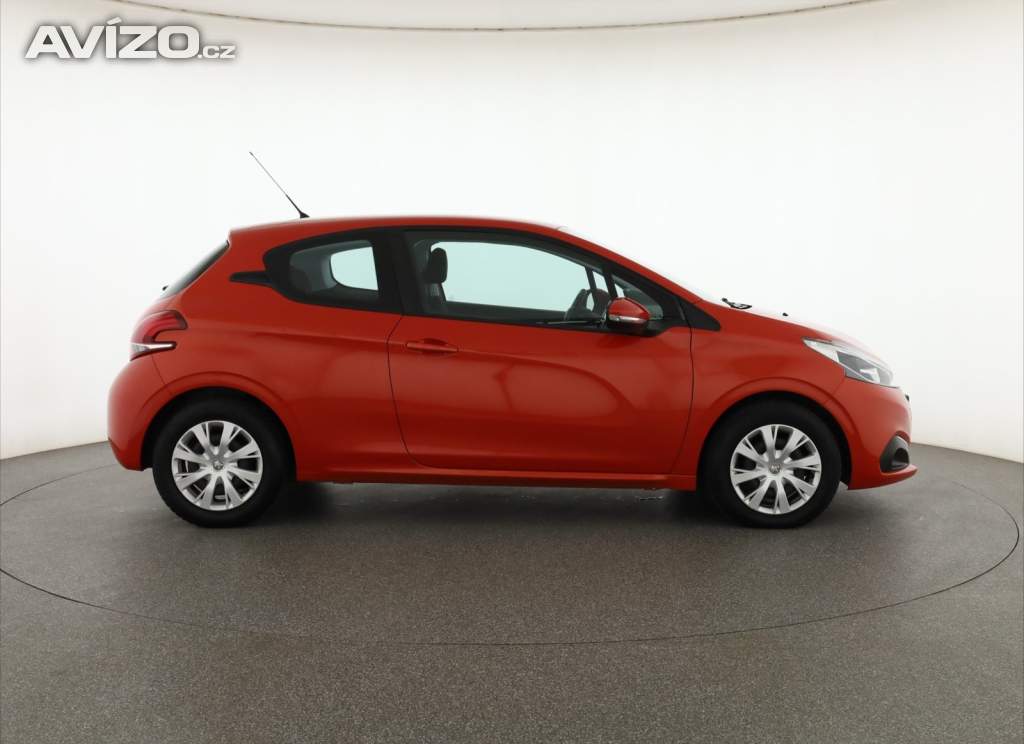 Foto inzerátu Peugeot 208 1.2 PureTech