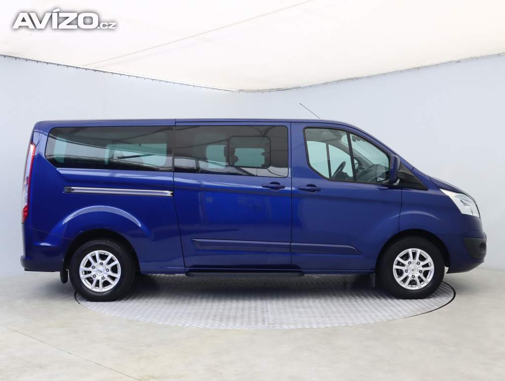 Foto inzerátu Ford Tourneo Custom 2.2 TDCi