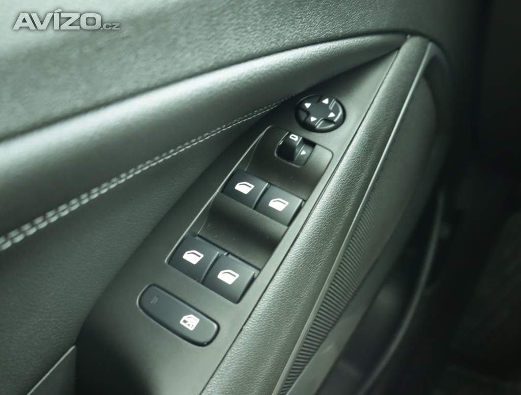 Foto inzerátu Opel Crossland 1.2 Turbo