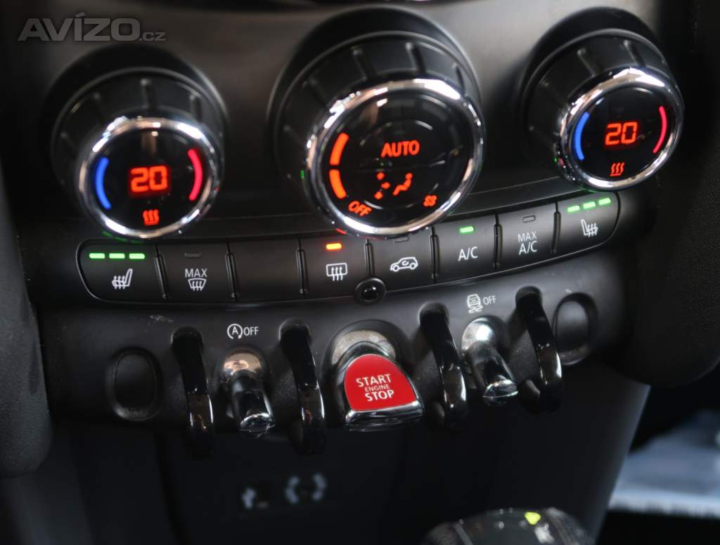 Foto inzerátu MINI 3-door Cooper
