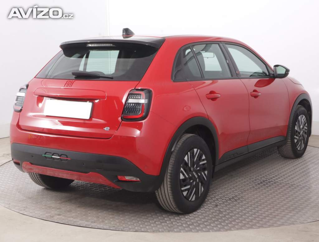 Foto inzerátu Fiat 600e 54 kWh