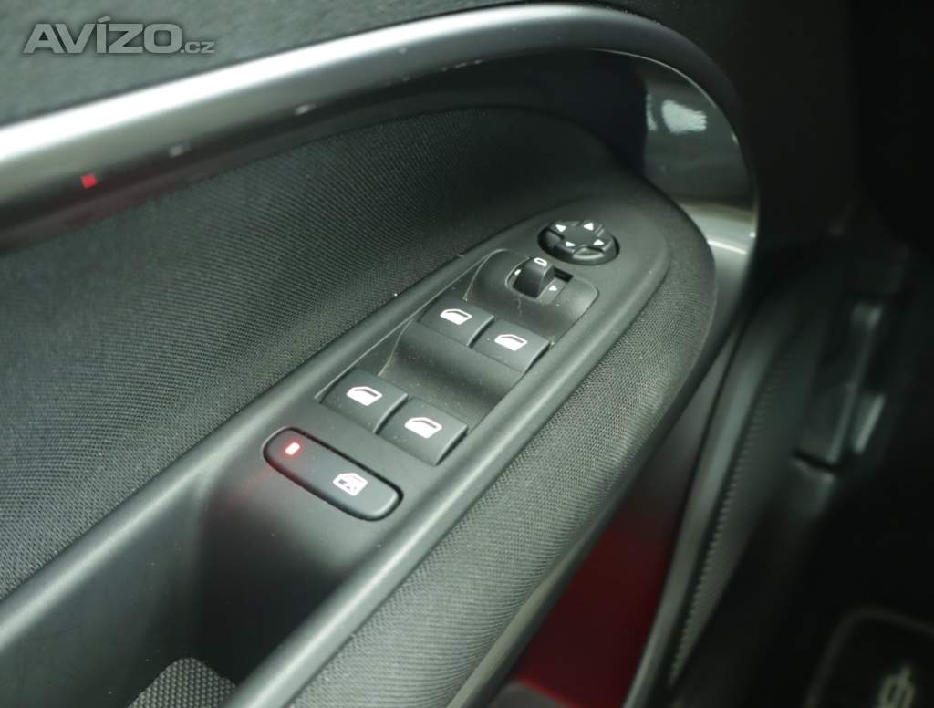 Foto inzerátu Fiat 600e 54 kWh