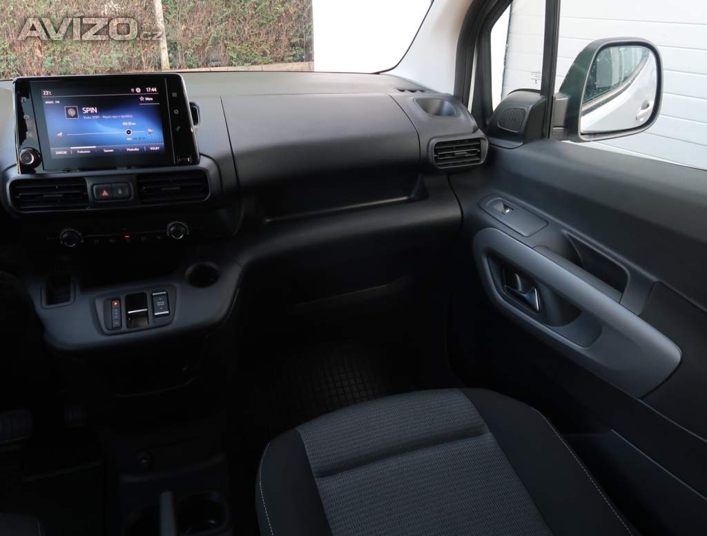 Foto inzerátu Toyota ProAce City Verso 1.5 D-4D