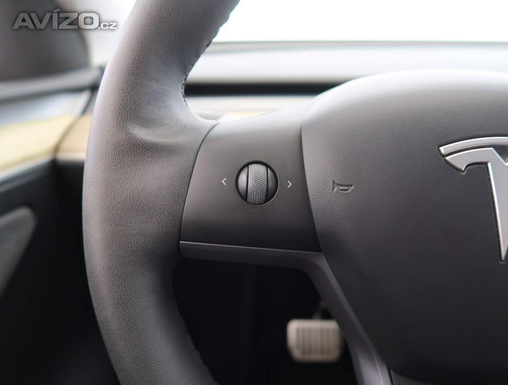 Foto inzerátu Tesla Model Y RWD LFP 60kWh