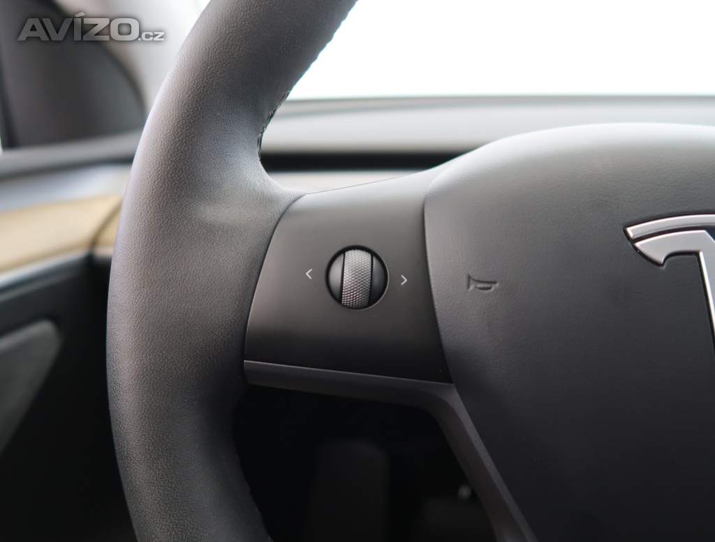 Foto inzerátu Tesla Model Y RWD LFP 60kWh